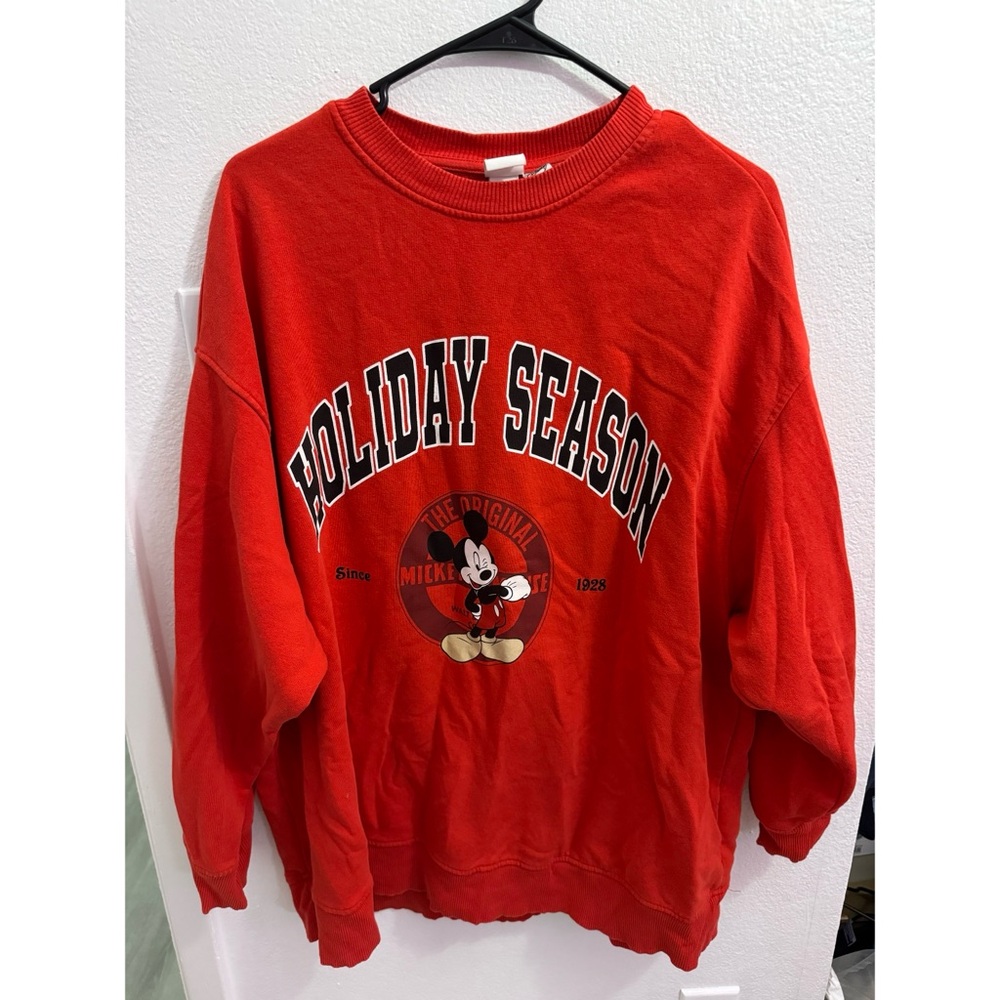 Oversized Mickey holiday sweater